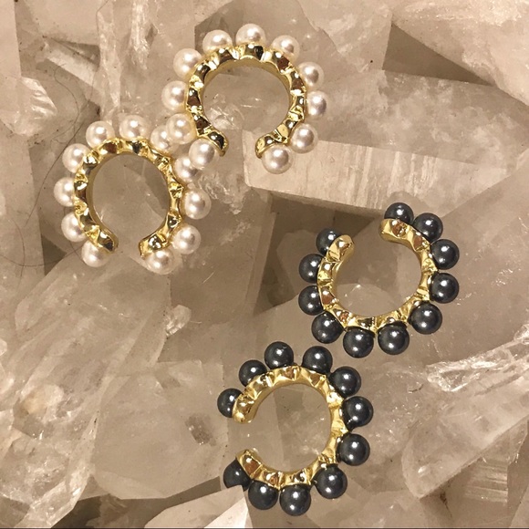 ANTHRO / Baublebar Clasina Pearl Cuffs - Picture 11 of 12